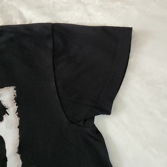 The Cure Black Tshirt With Graphics Size Small - Picture 3 of 6